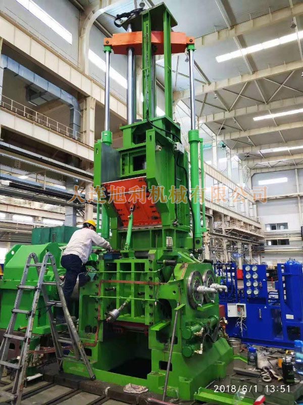160下落式密煉機 160下落式密煉機